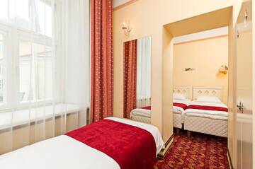 Трехместный номер на цокольном этаже в Отеле Rija Old Town Hotel